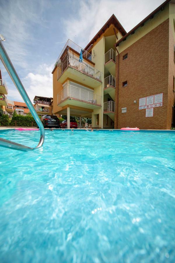 Siofoki Beach Apartman Exterior photo